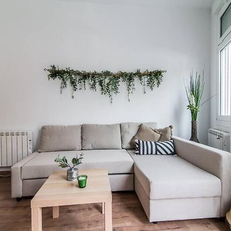 #15Pin-1 Apartamento De Un Dormitorio En Tetuan Madrid Buitenkant foto