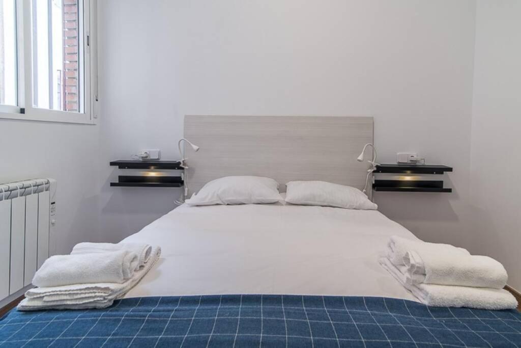 #15Pin-1 Apartamento De Un Dormitorio En Tetuan Madrid Buitenkant foto