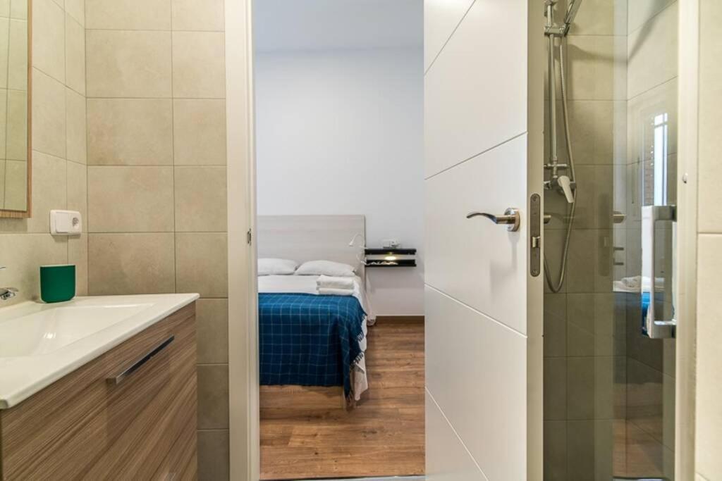 #15Pin-1 Apartamento De Un Dormitorio En Tetuan Madrid Buitenkant foto